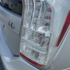 2011 Toyota PRIUS FOUR — миниатюра 66