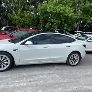 2022 Tesla MODEL 3 BASE — фото 3