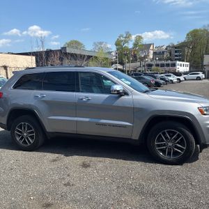 JEEP GRAND CHEROKEE LIMITED - 10
