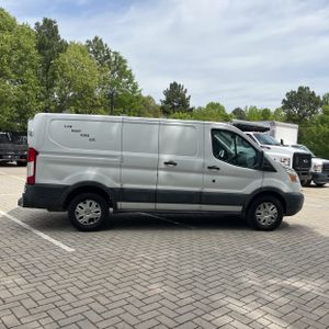 Ford Transit 150 - 10