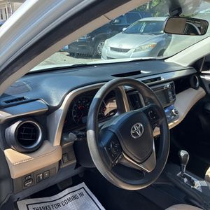 2014 Toyota RAV4 XLE 照片 37