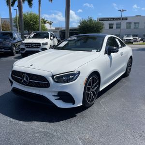 MERCEDES-BENZ E-CLASS - 1