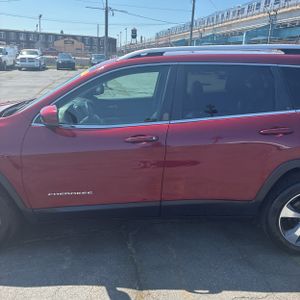JEEP CHEROKEE LIMITED - 4