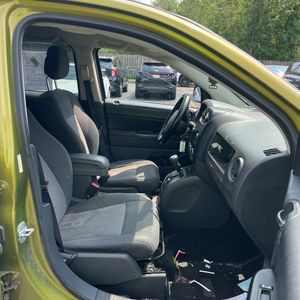 صورة مصغرة 33 لـ 2012 JEEP COMPASS SPORT