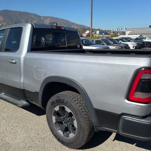 2019 RAM 1500 REBEL 照片 6