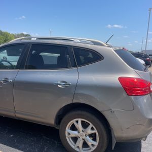 2010 Nissan ROGUE SL 照片 6