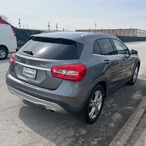 MERCEDES-BENZ GLA - 8