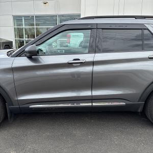 FORD EXPLORER XLT - 4