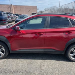 HYUNDAI KONA SEL - 4