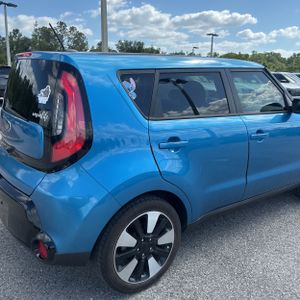 KIA SOUL + - 9