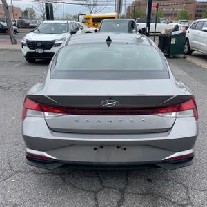 HYUNDAI ELANTRA SEL - 7