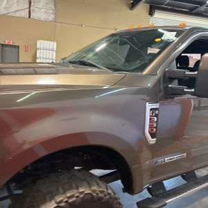 FORD F-350 SUPER DUTY LARIAT - 2