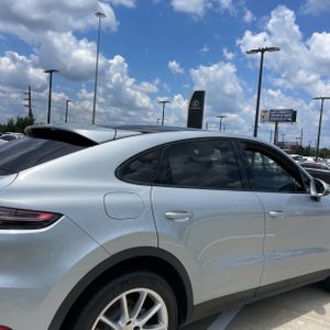 PORSCHE CAYENNE COUPE - 9