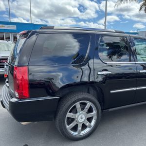 CADILLAC ESCALADE PREMIUM - 9