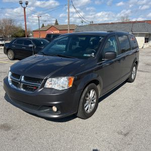 DODGE GRAND CARAVAN SXT - 1