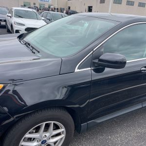 FORD EDGE SEL - 2