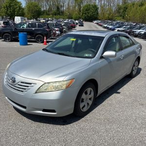 TOYOTA CAMRY - 1