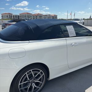 MERCEDES-BENZ E-CLASS - 9