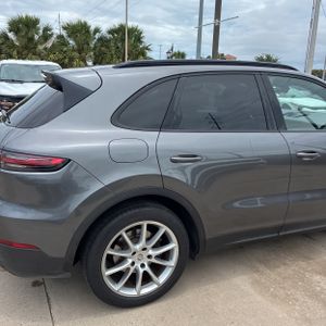 PORSCHE CAYENNE BASE - 9