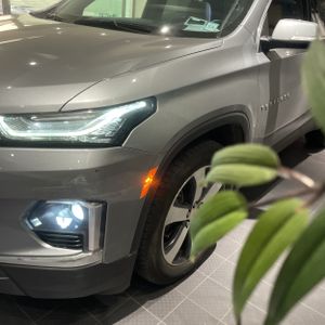 CHEVROLET TRAVERSE LT LEATHER - 2