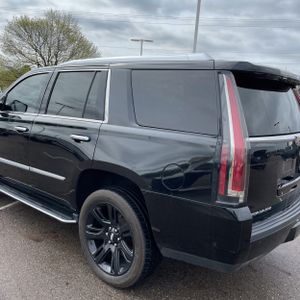 CADILLAC ESCALADE LUXURY - 5