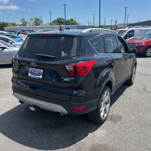 FORD ESCAPE TITANIUM - 8