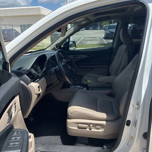 صورة 31 لـ 2020 Honda PILOT TOURING