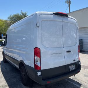FORD TRANSIT 250 - 5