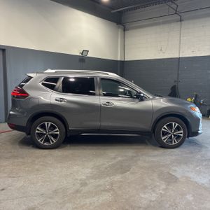 NISSAN ROGUE SV - 10