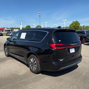 CHRYSLER PACIFICA HYBRID LIMITED - 5