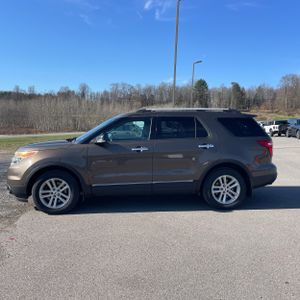 FORD EXPLORER XLT - 3