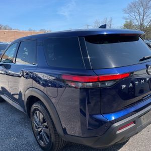 NISSAN PATHFINDER S - 6