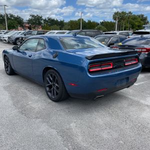 DODGE CHALLENGER GT - 5
