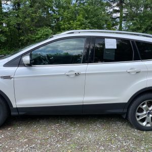FORD ESCAPE TITANIUM - 4