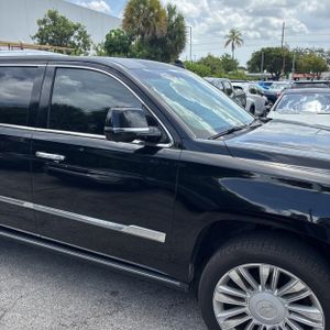 صورة مصغرة 11 لـ 2017 Cadillac ESCALADE ESV PLATINUM