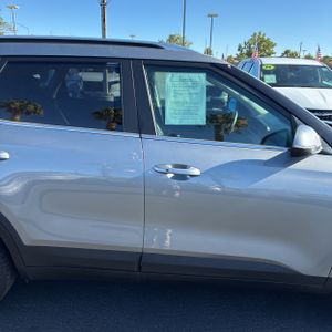 2025 KIA SELTOS EX — миниатюра 11