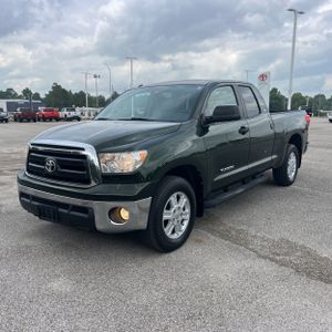 TOYOTA TUNDRA - 1