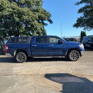 2014 Toyota TUNDRA LIMITED photo 10