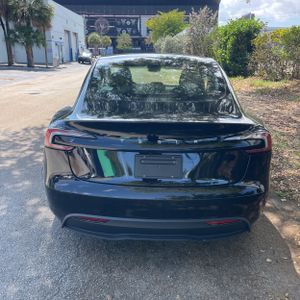 TESLA MODEL 3 LONG RANGE - 7