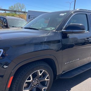 JEEP WAGONEER SERIES III - 2