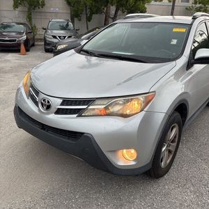 صورة 48 لـ 2015 Toyota RAV4 XLE