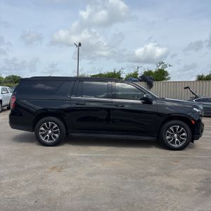 CHEVROLET SUBURBAN LT - 10