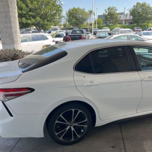2020 Toyota CAMRY SE photo 9