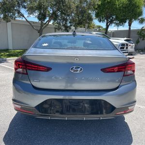 2019 Hyundai ELANTRA SEL 照片 7