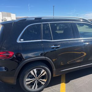 MERCEDES-BENZ GLB - 9