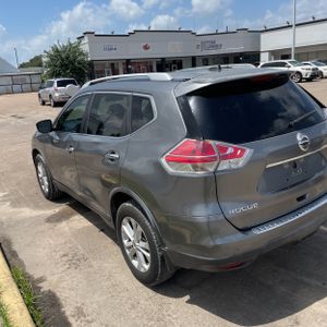 صورة 4 لـ 2016 Nissan ROGUE SV