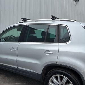 VOLKSWAGEN TIGUAN 2.0T SE 4MOTION - 4