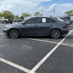2023 KIA FORTE GT 照片 3