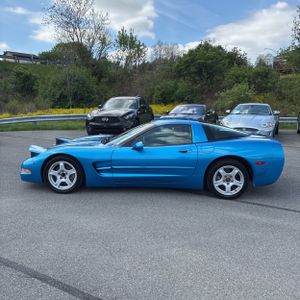 CHEVROLET CORVETTE BASE - 3