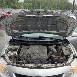 2010 Toyota COROLLA LE — миниатюра 39